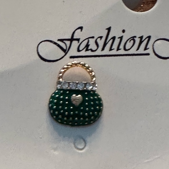 Vintage Style Purse and Shoe Green Earrings - Picture 5 of 7